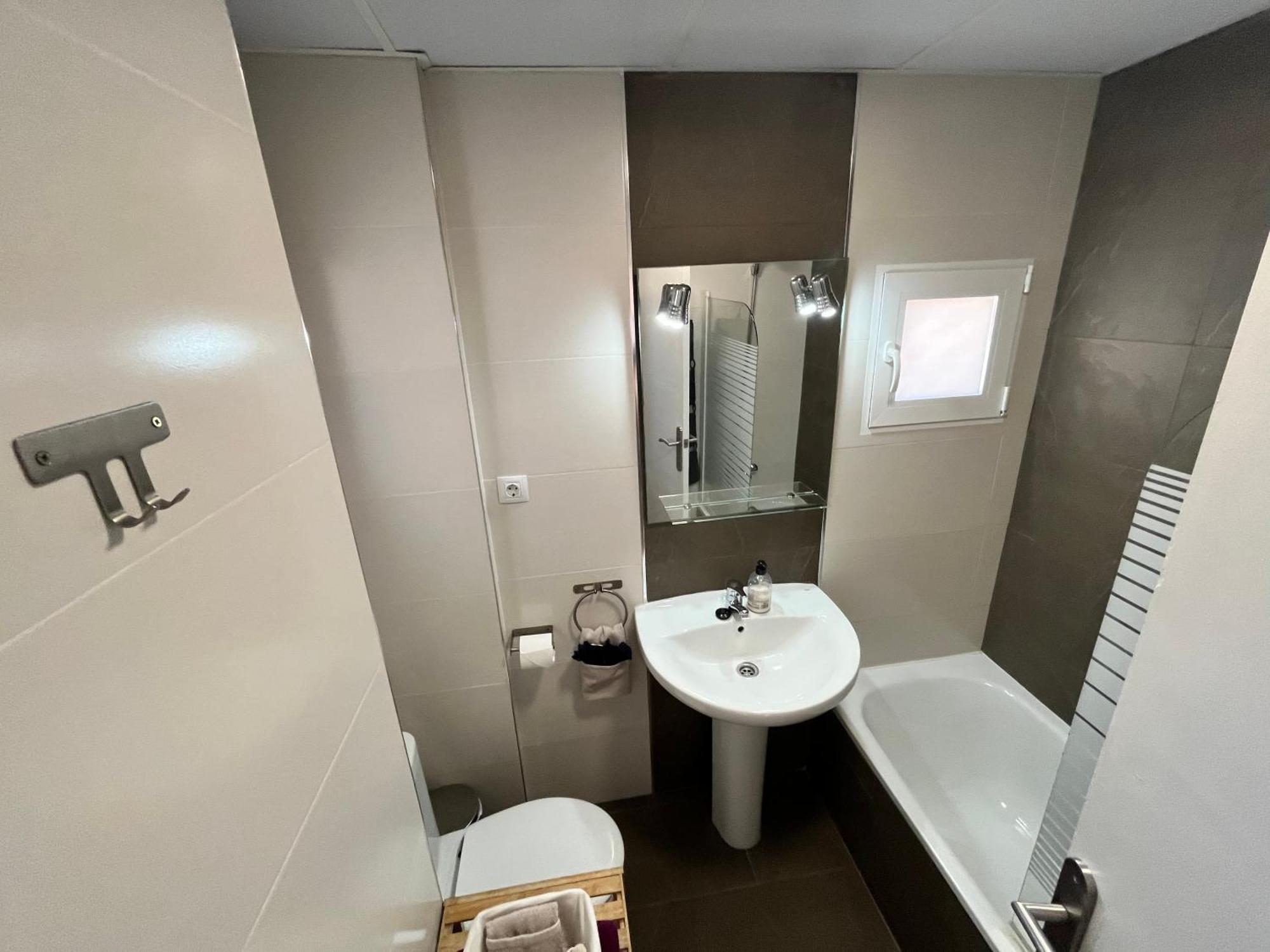 4 Bedrooms -Seneca Center Apartment Alicante Luaran gambar